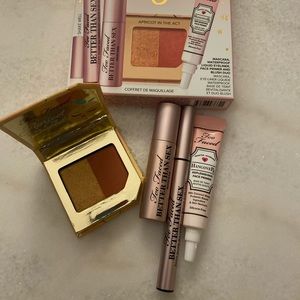 NWT two faced makeup travel size items New